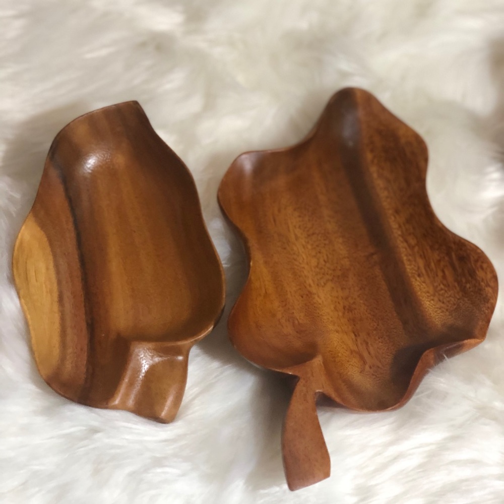 Vintage monkeypod wooden leaf shaped trays